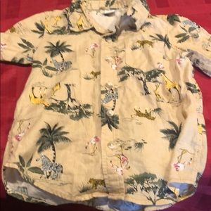 Boys Hawaiian shirt size 3T wore once for a party.